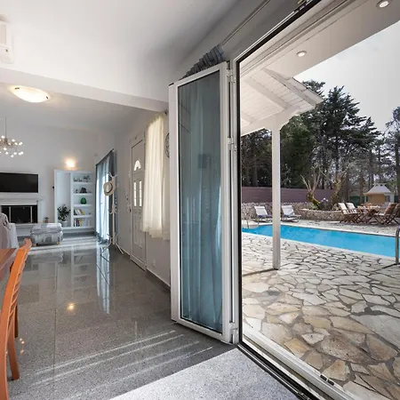 Kataleya Villa *