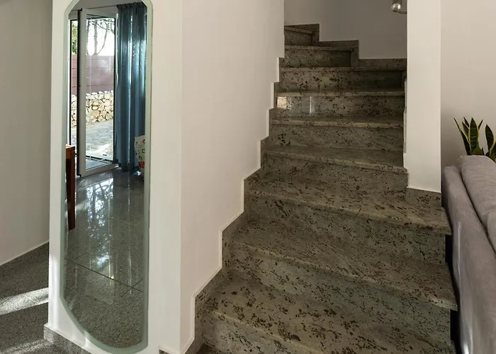 Kataleya Villa *